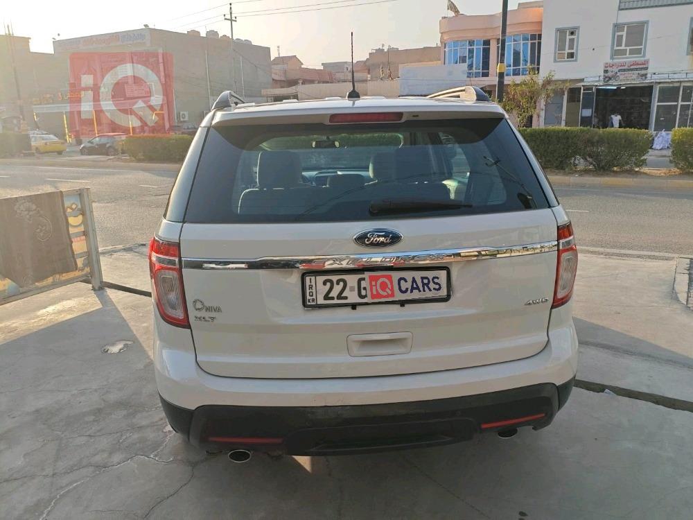Ford Explorer